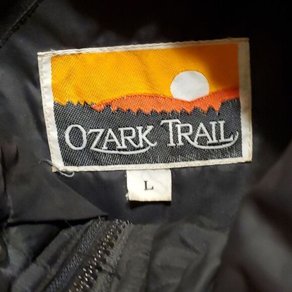 Ozark Trail Grey Puffy Vest Large Vintage Black - Picture 2 of 5